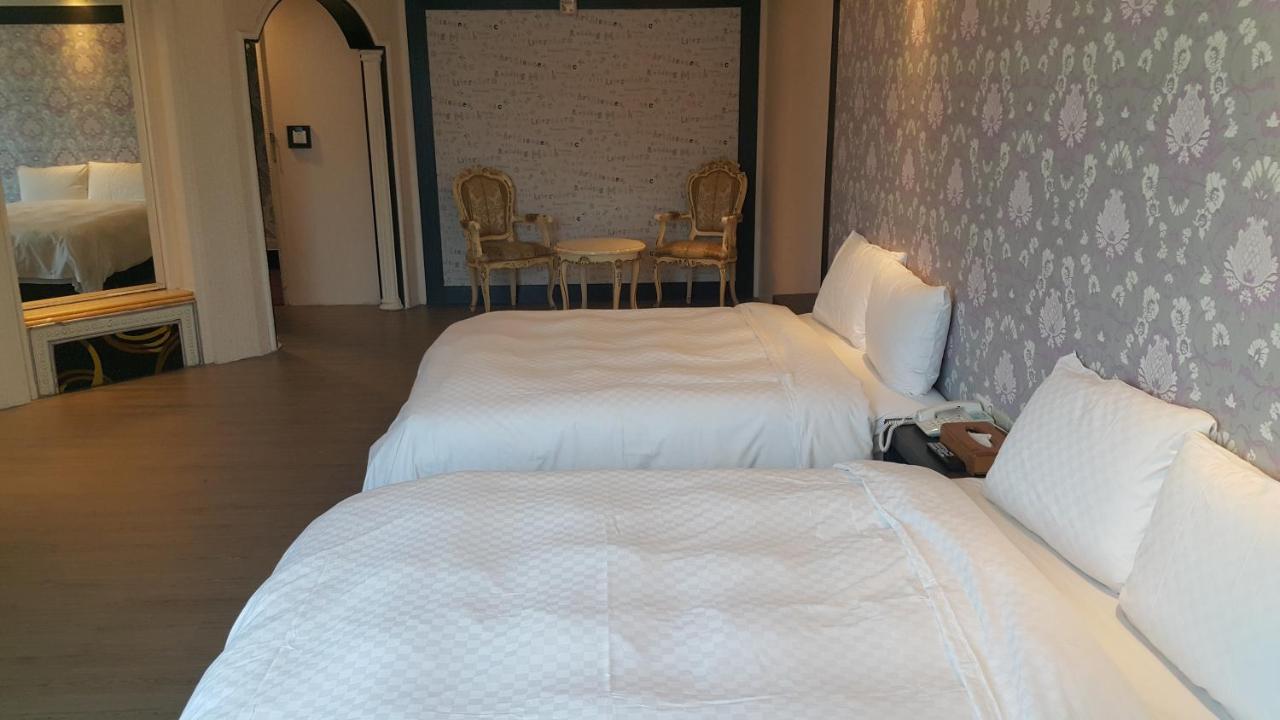 友愛金色商旅golden Age Hotel Тайпей Екстериор снимка