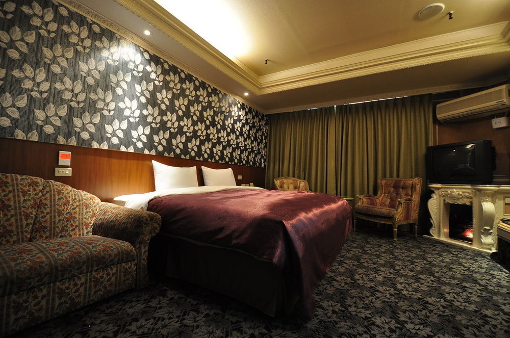 友愛金色商旅golden Age Hotel Тайпей Екстериор снимка