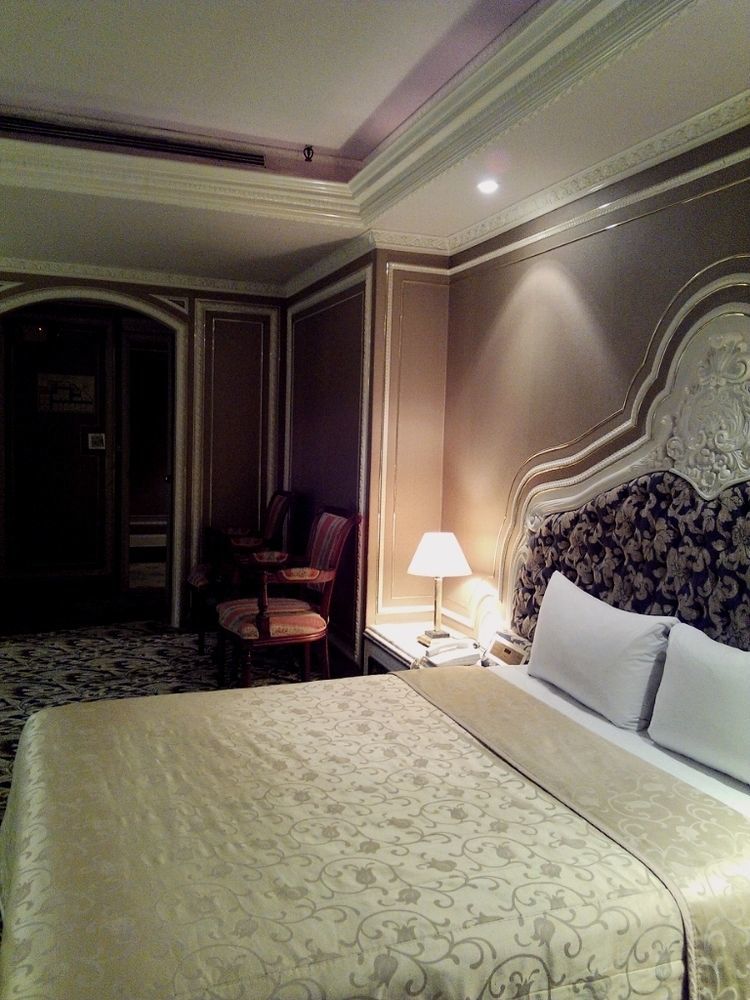 友愛金色商旅golden Age Hotel Тайпей Екстериор снимка