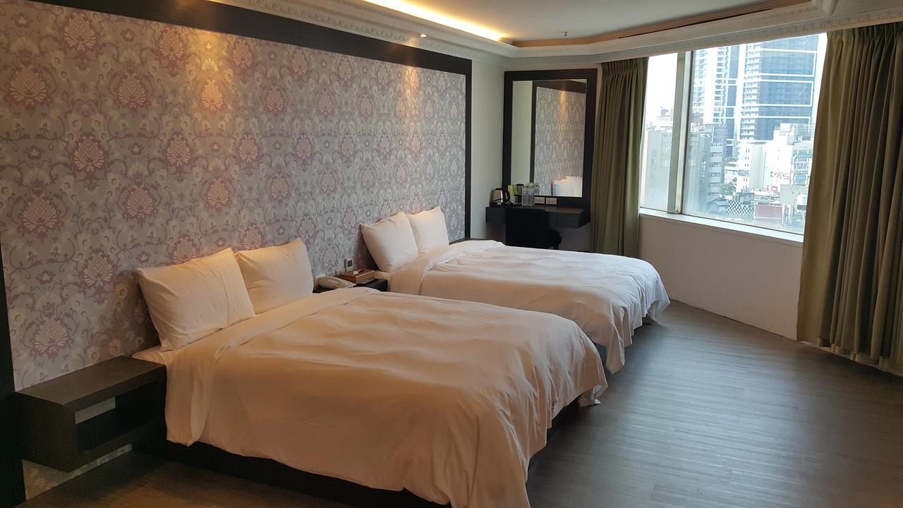 友愛金色商旅golden Age Hotel Тайпей Екстериор снимка