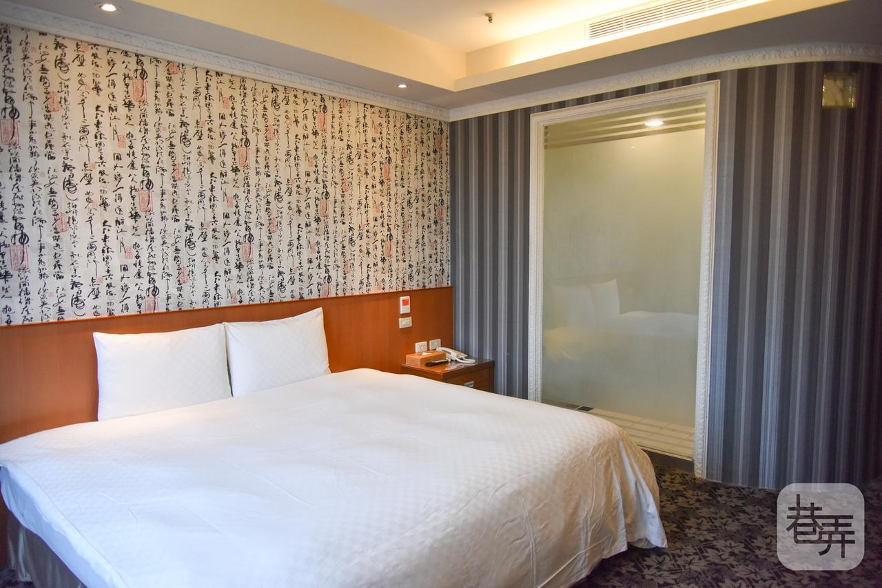 友愛金色商旅golden Age Hotel Тайпей Екстериор снимка